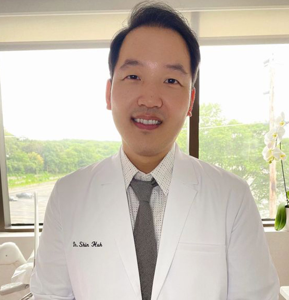 Dr. Shin Huh